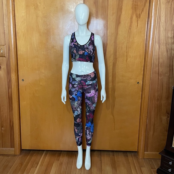 Victoria's Secret Other - Rare Victoria’s Secret Sports Bra Size Medium Leggings Size Small Butterfly